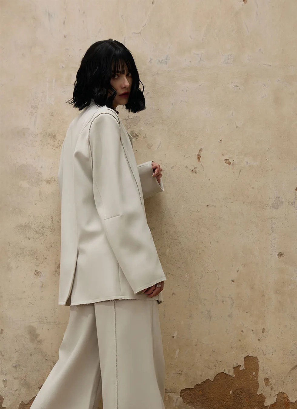 Cut Structure Loose Silhouette Suit Jacket