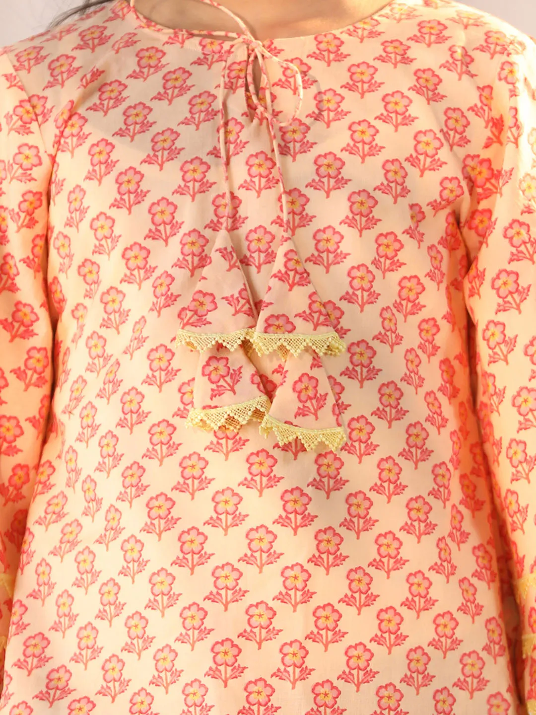 Jashvi Girls' Peach Cotton Printed Kurta