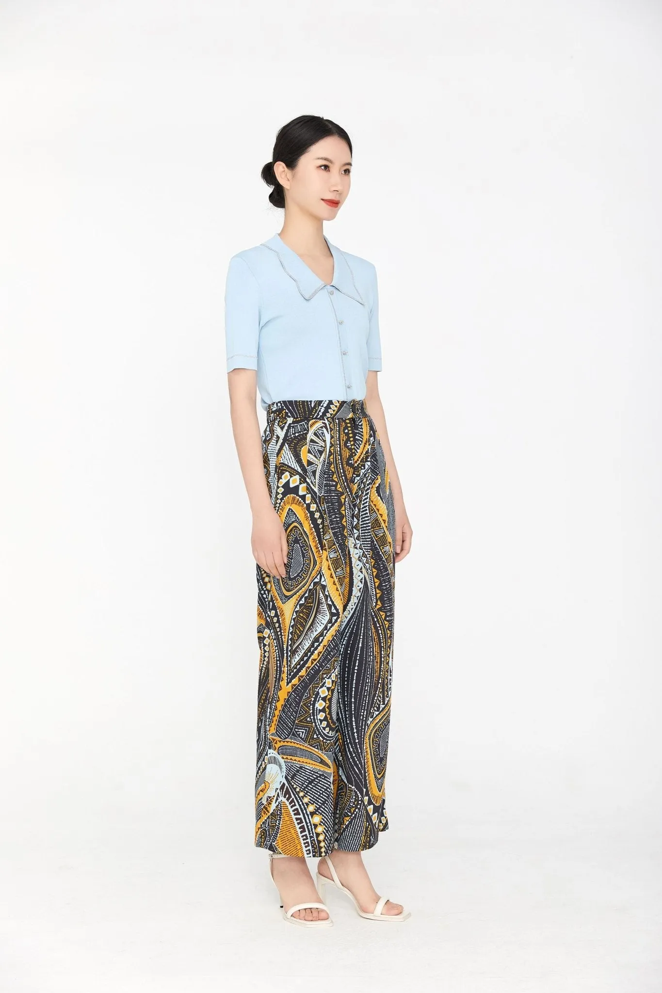 Mist Blue Butterfly Collar Knitted T-shirt