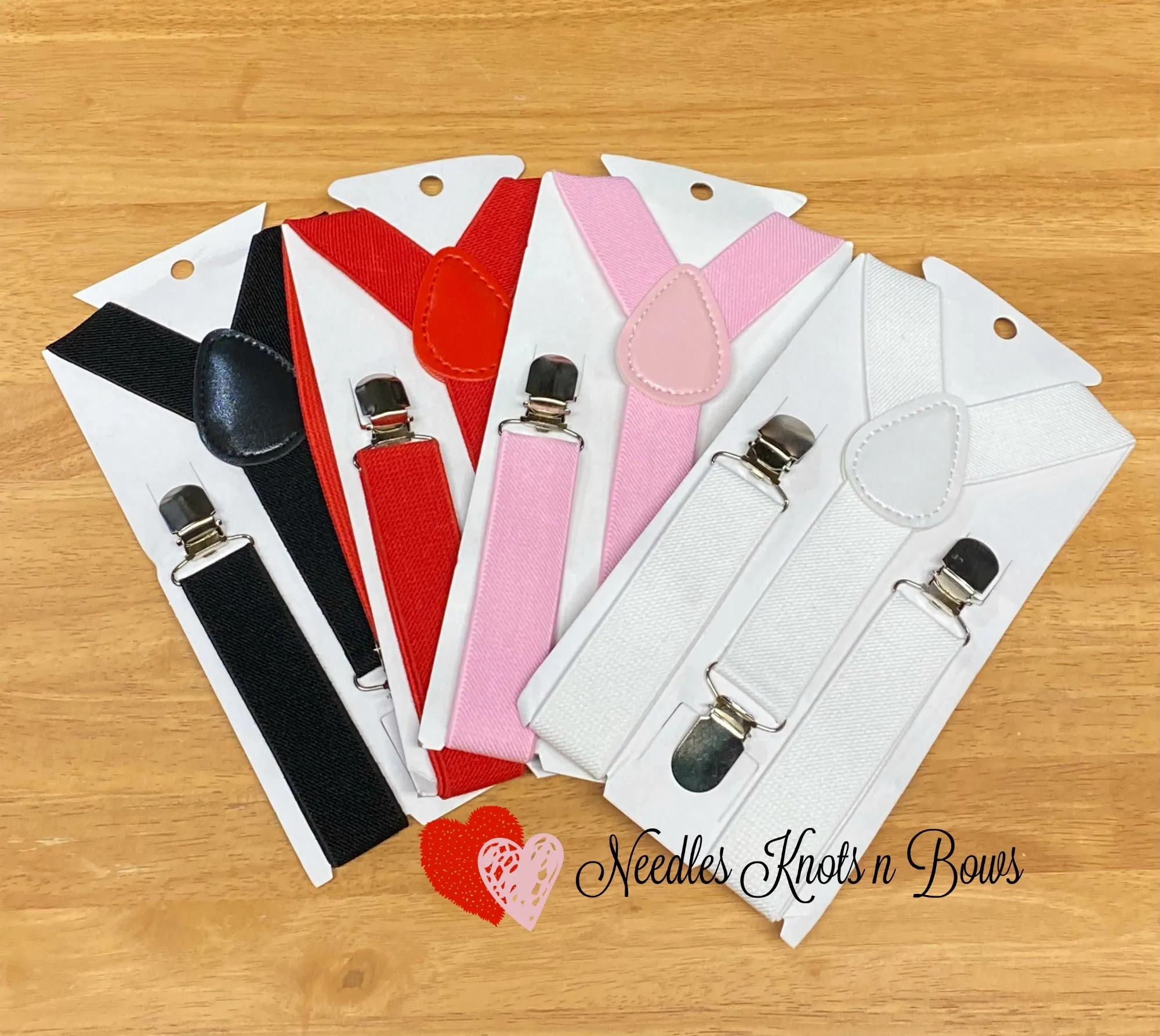 Red Hearts Bow Tie, Valentines Bow Tie, Hearts on White, Valentine Bow Tie Suspender Set