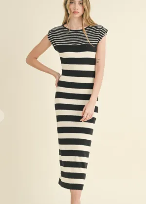 Stripe Pattern Knitted Long Dress