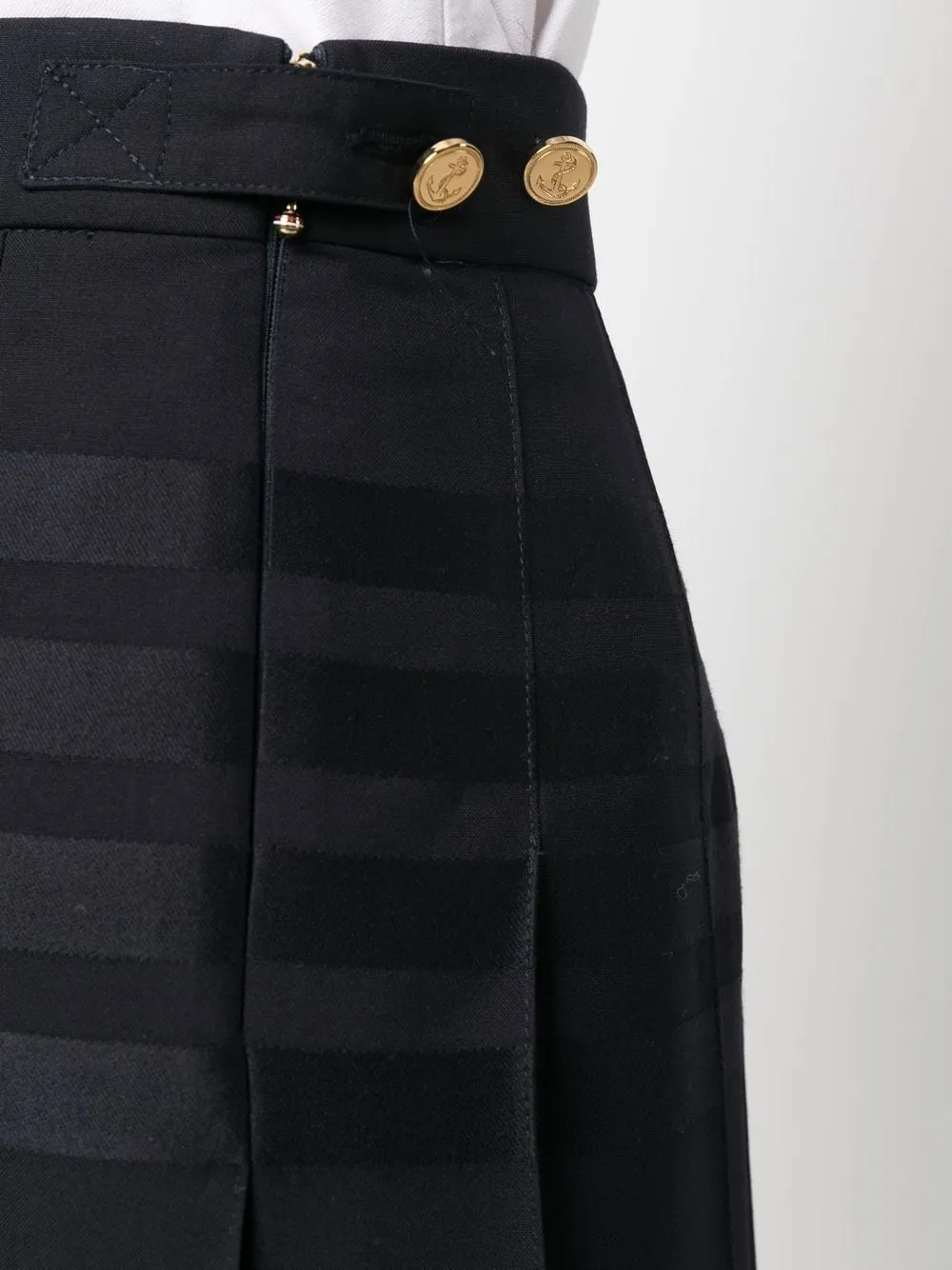 Wool Plain Weave Pleated 4-Bar Skirt